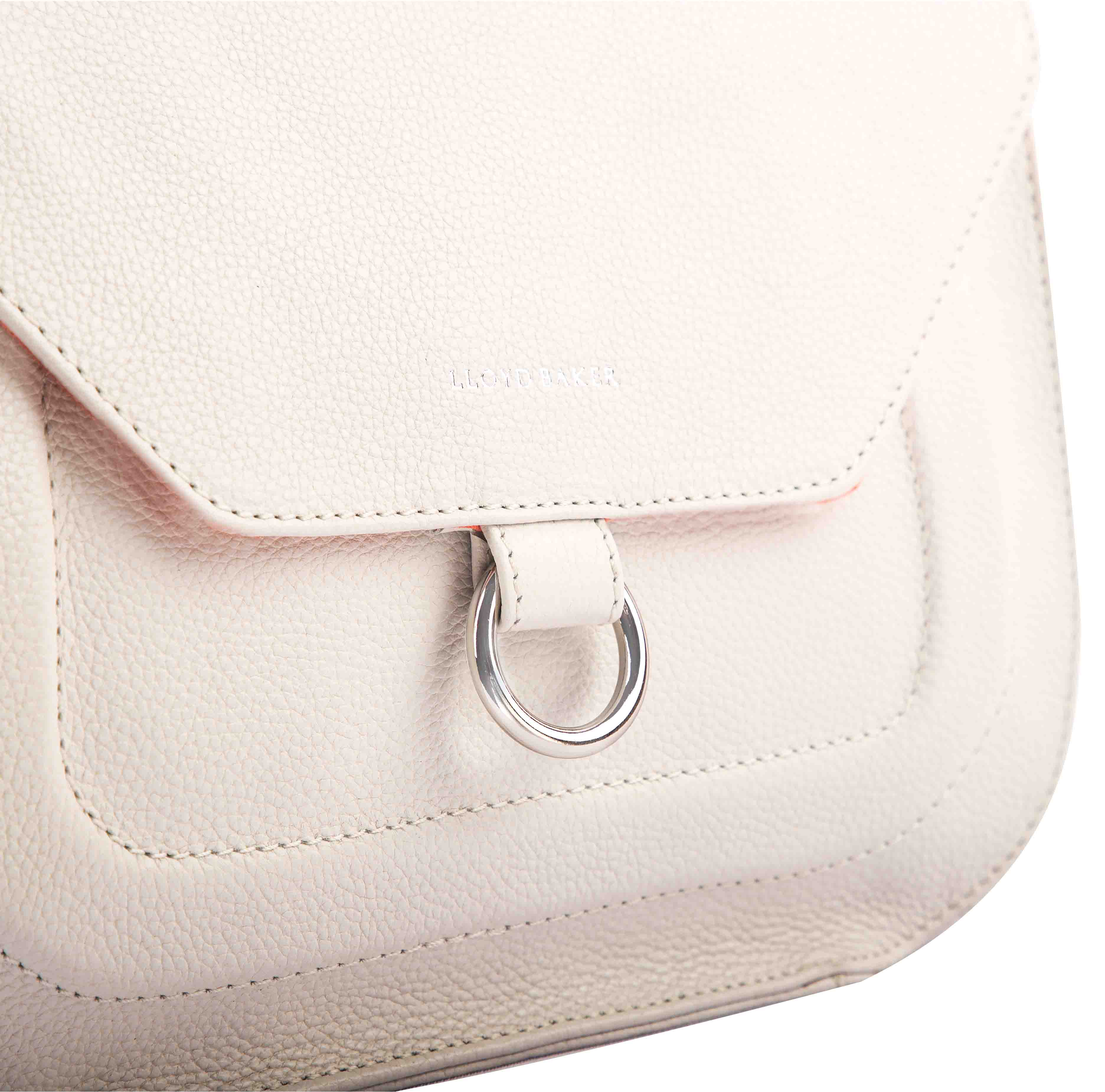 #Colour_Blanc De Blanc