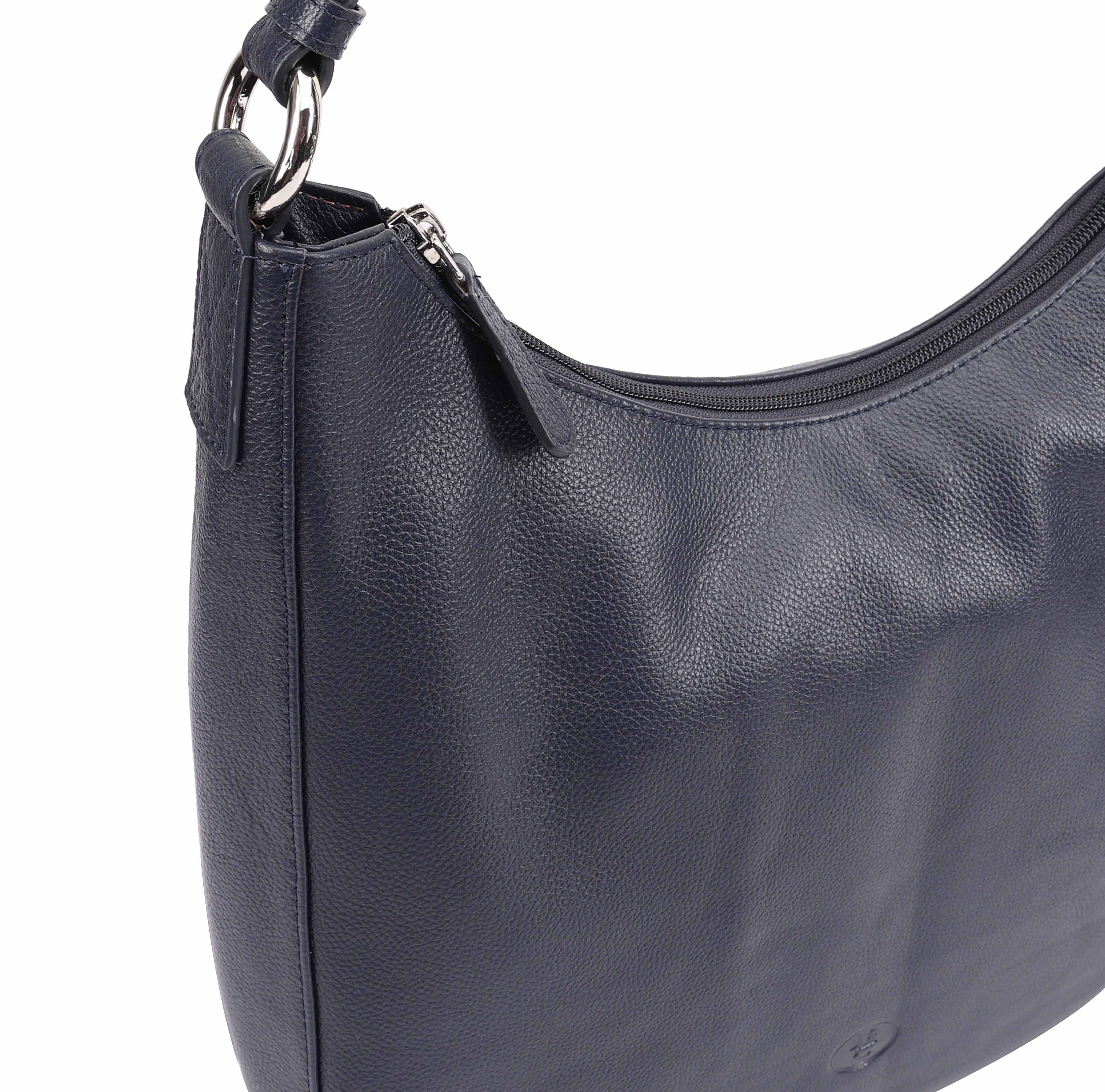 #Colour_Dark Sapphire