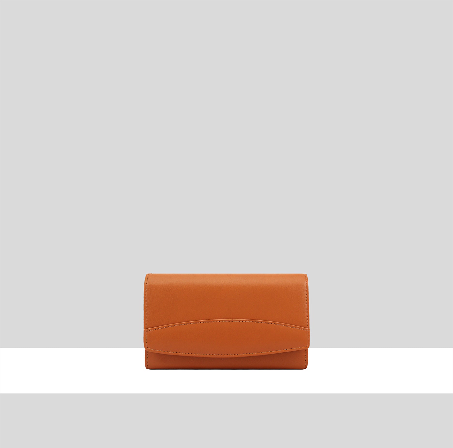 #Colour_Cognac