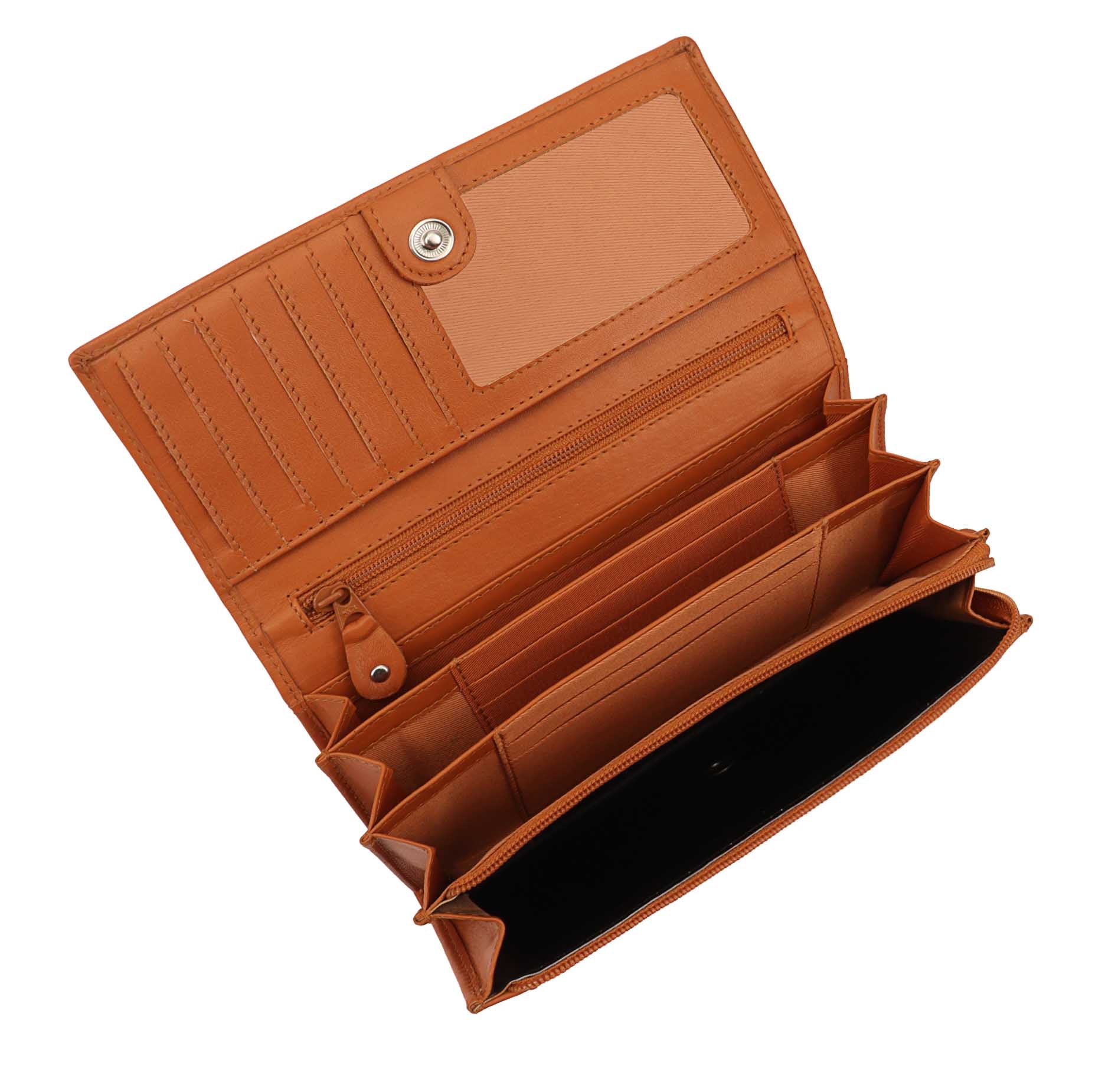 #Colour_Cognac