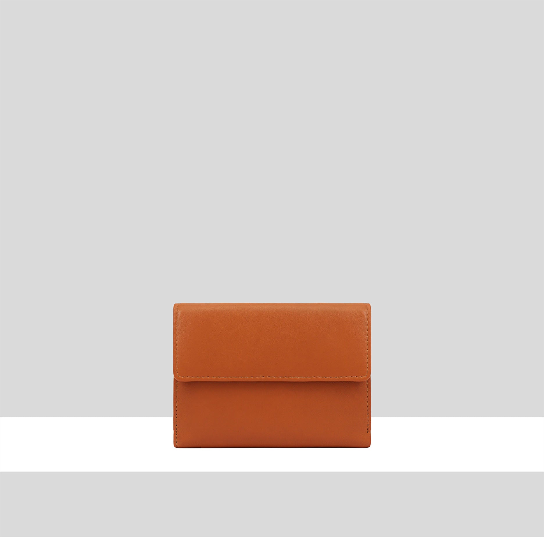 #Colour_Cognac
